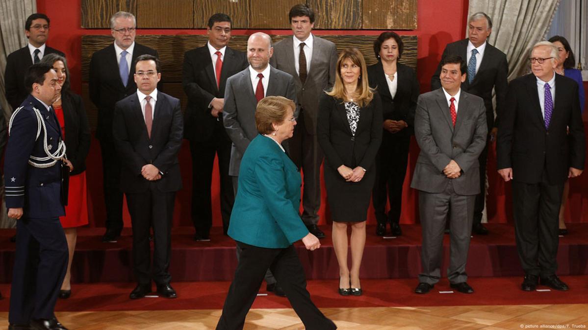 Bachelet Presenta A Su Nuevo Gabinete DW 11 05 2015