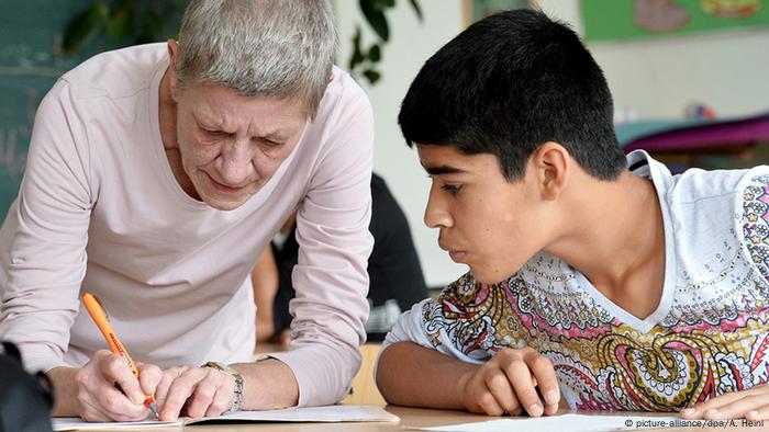 Gemeinsam für bessere Arbeitsbedingungen DW Deutsch Lernen