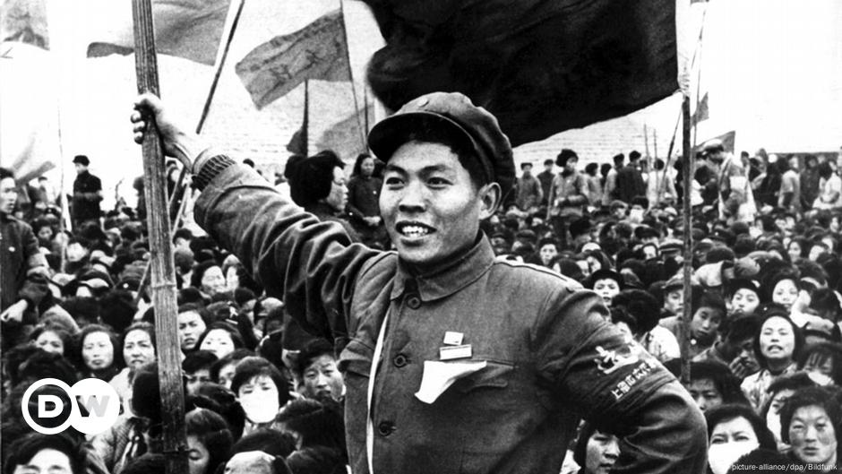 Beijing Ignores Anniversary Of Violent Cultural Revolution Dw