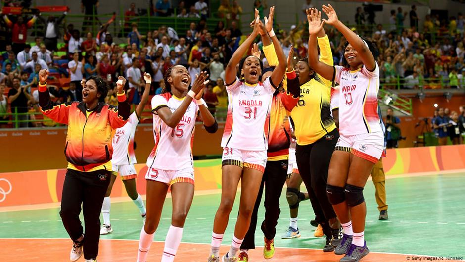 La CAN de handball féminin bat son plein en Angola DW 02 12 2016