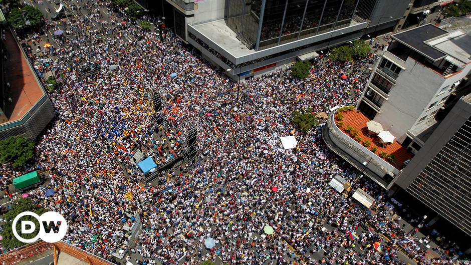 Venezuela Protestas Son Reprimidas Nuevamente DW 09 04 2017