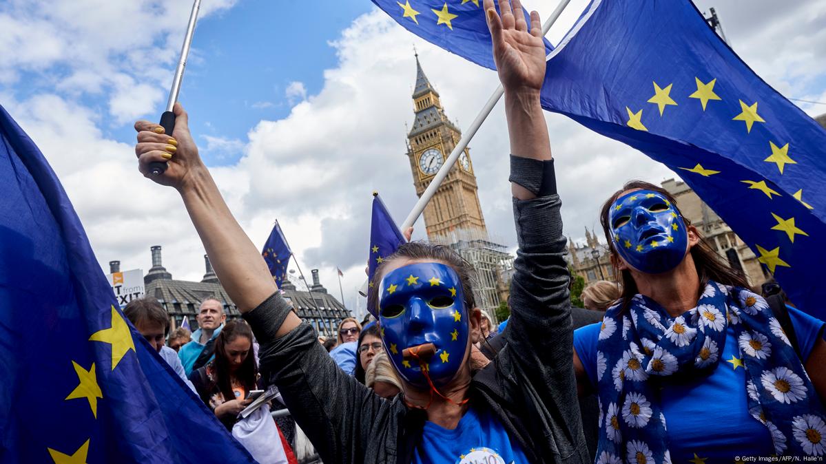 Miles De Personas Se Manifiestan Contra El Brexit En Londres DW 09