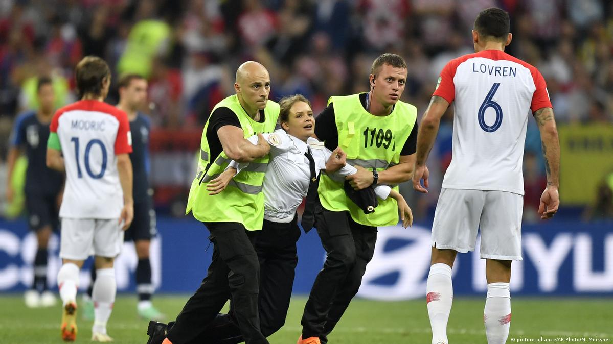 Pussy Riot veröffentlichen neuen Protestsong DW