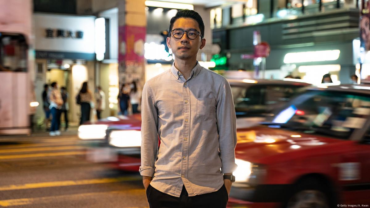 Hong Kong Activist Nathan Law Says He Fled City DW 07 02 2020