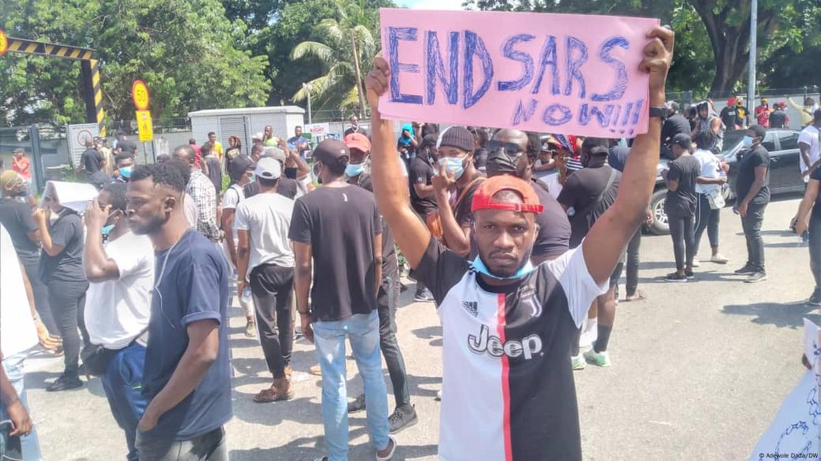 Recolher Obrigat Rio Em Lagos Devido A Protestos Violentos Dw