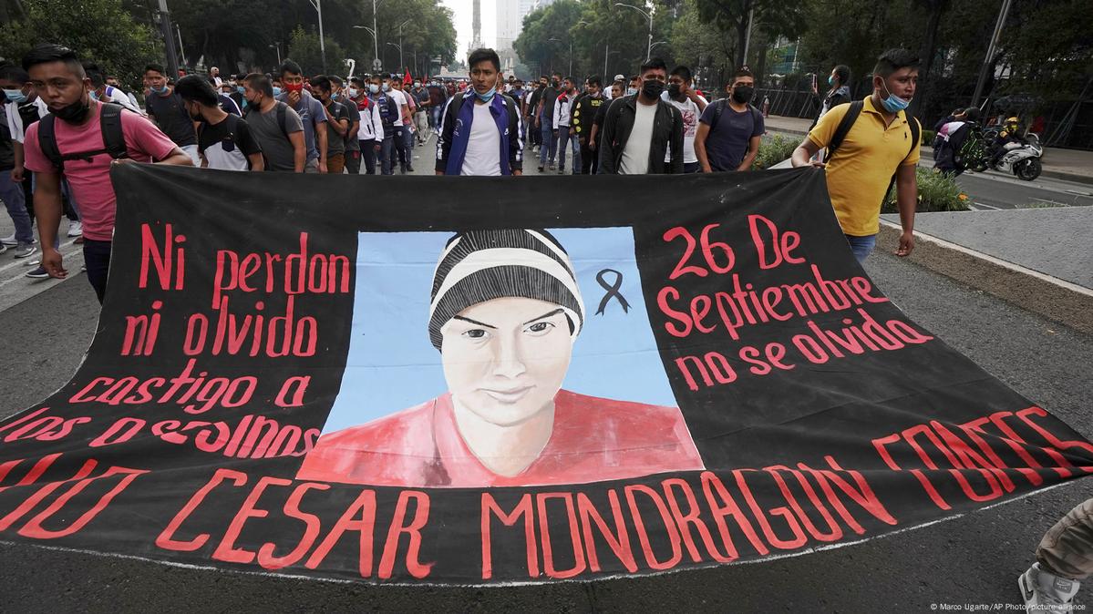 Renuncia El Fiscal Del Caso Ayotzinapa Por Diferencias Dw