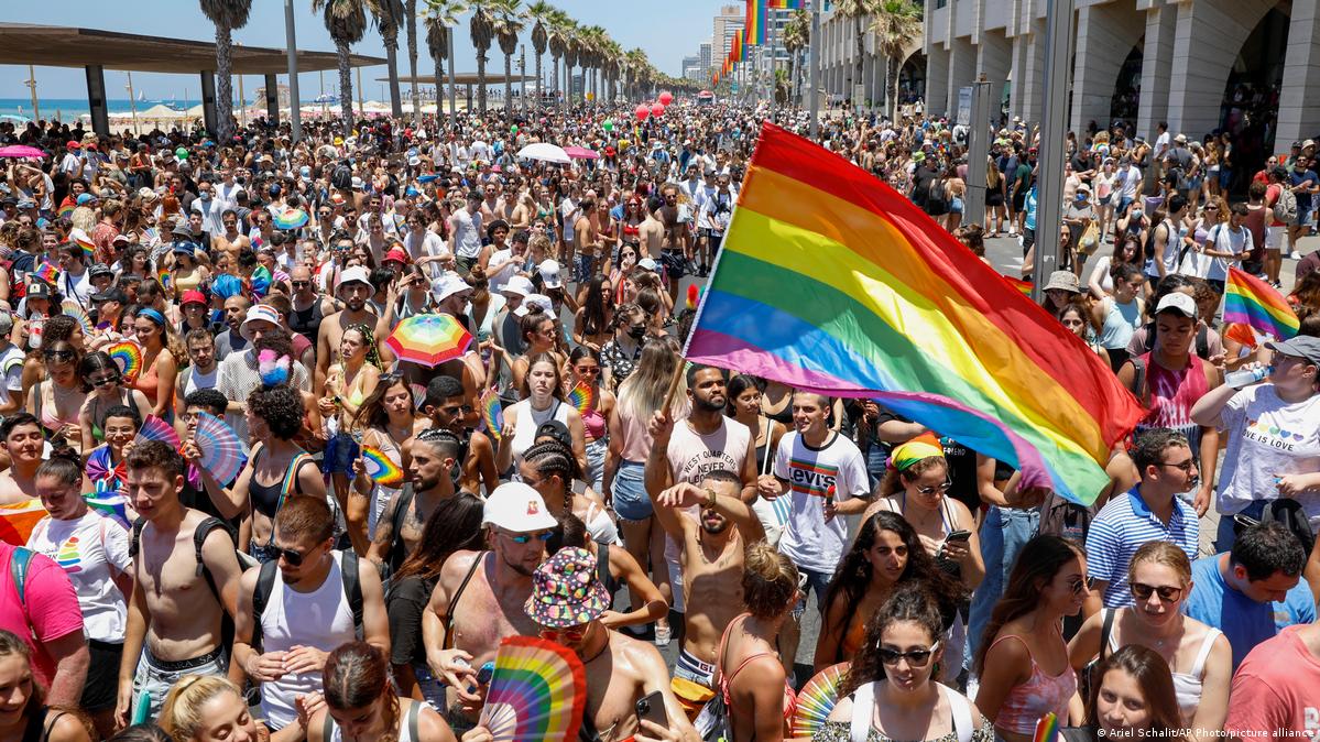 Israel Ends Ban On Surrogacy For Same Sex Couples