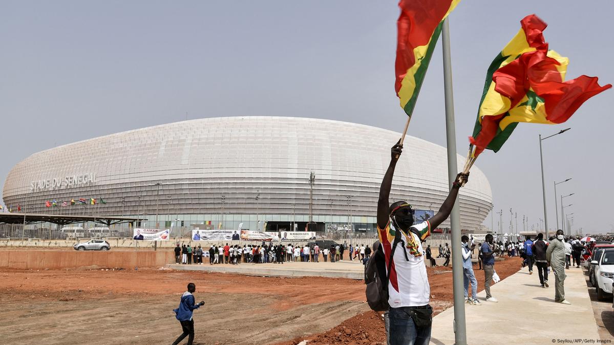 Sénégal le stade Abdoulaye Wade officiellement inauguré DW 23 02 2022