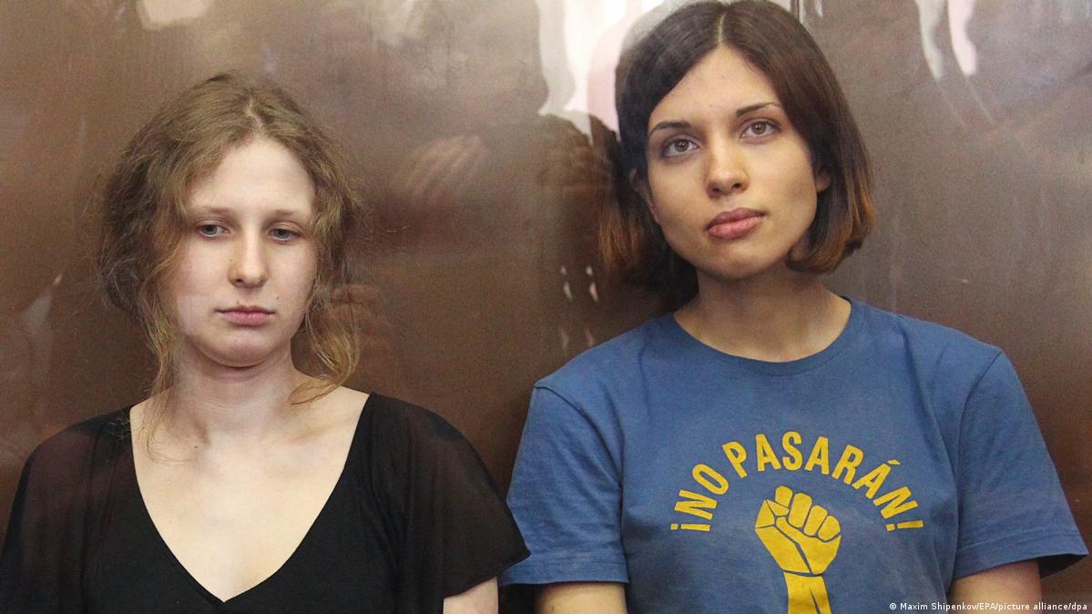 Pussy Riot abrirá exposición sobre su protesta contra Putin DW 29