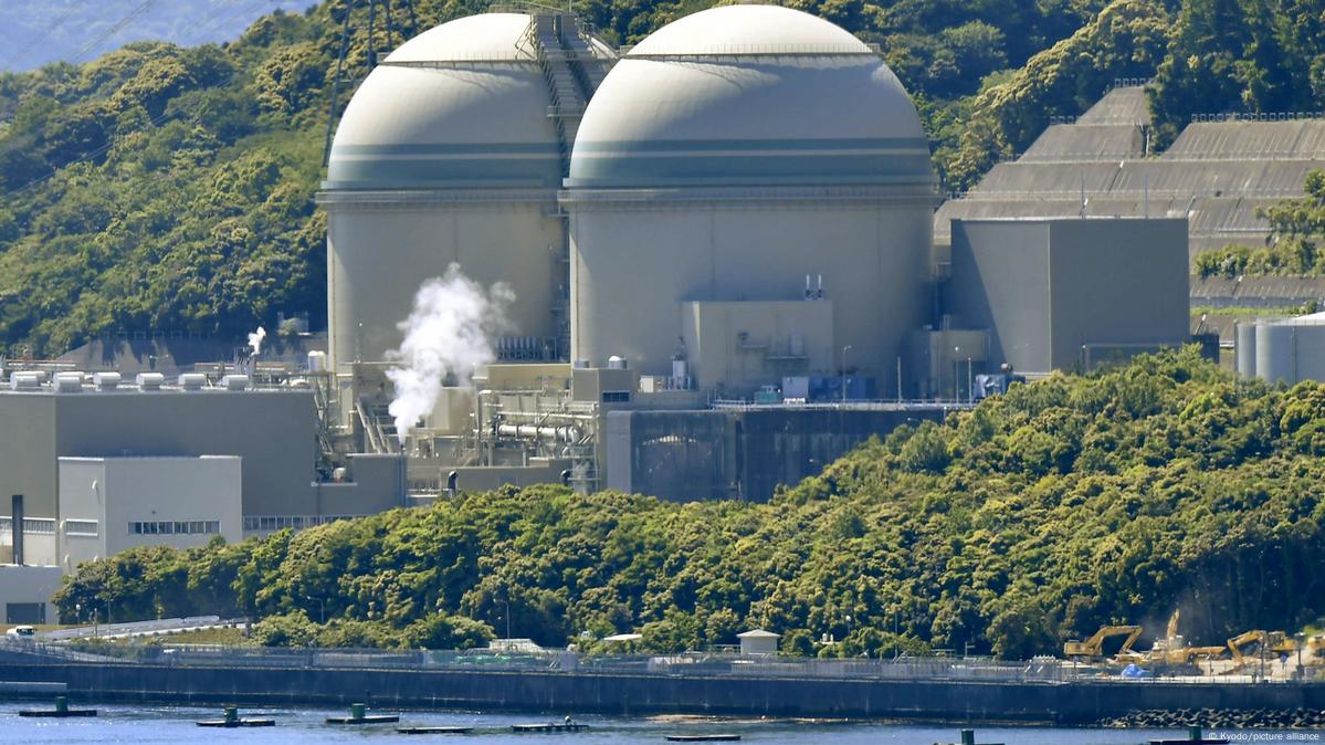 Japan Forciert Bau Neuer Atomkraftwerke Dw