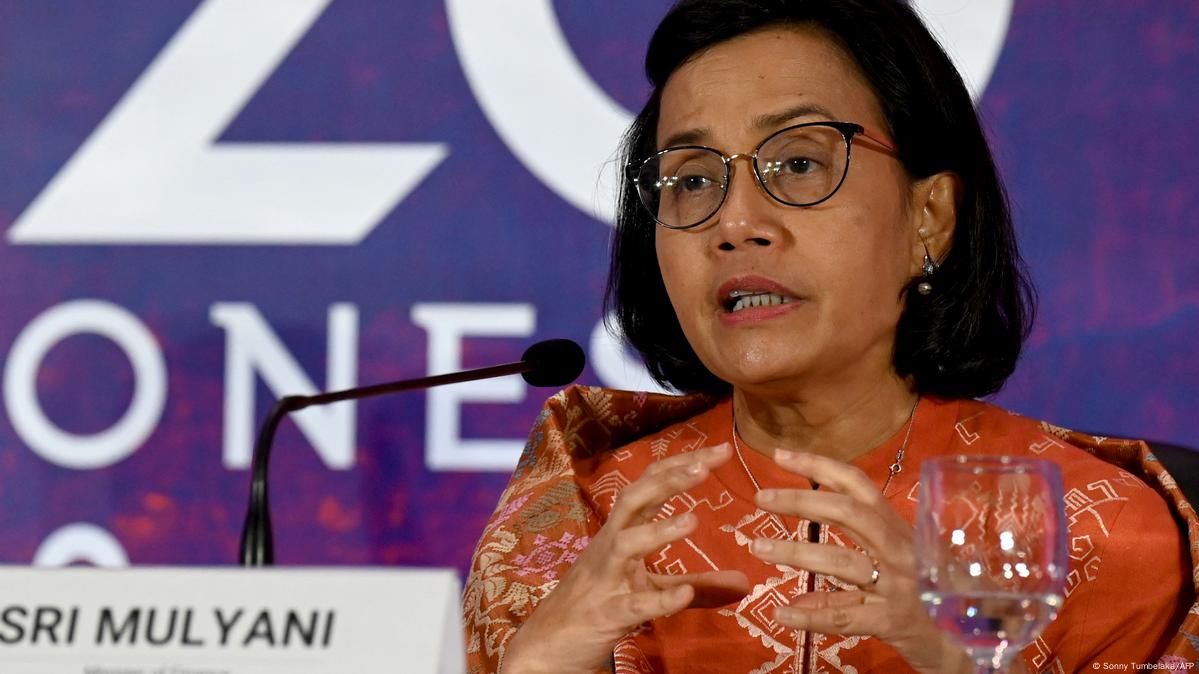 Sri Mulyani Copot Rafael Pejabat Pajak Ayah Mario Dandy DW 24 02 2023