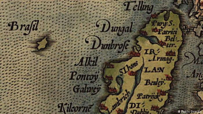 El mapa de Europa de Abraham Ortelius de 1595 muestra la Isla Brasil (arriba a la izquierda). El mapa de Europa de Abraham Ortelius de 1595 muestra la Isla Brasil (arriba a la izquierda).
