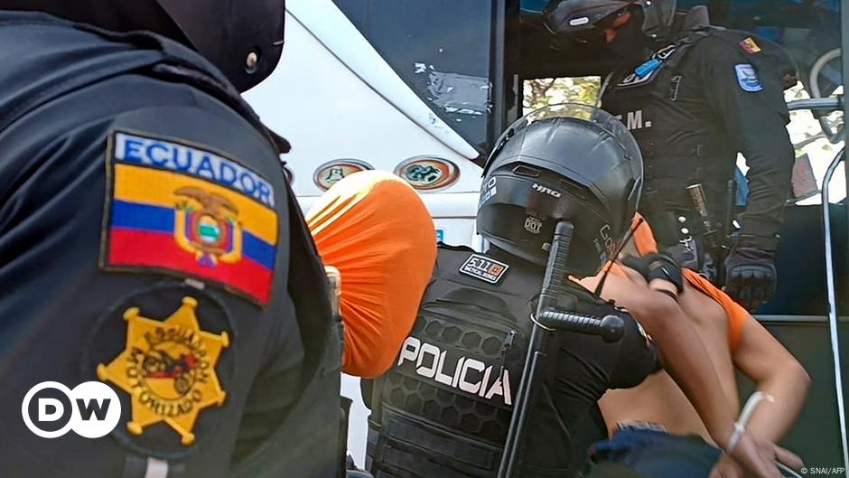 Conmoci N En Ecuador Por Asesinato De Joven Alcalde De Manta Dw