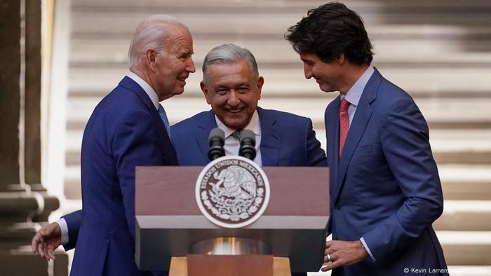 AMLO Pide A Biden Insistir En Reforma Migratoria Para Mexicanos El