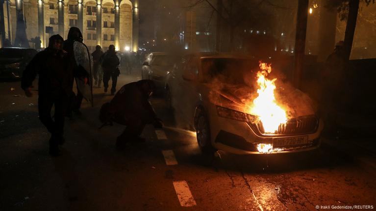 Georgia Dozens Arrested During Foreign Agent Law Protest Dw