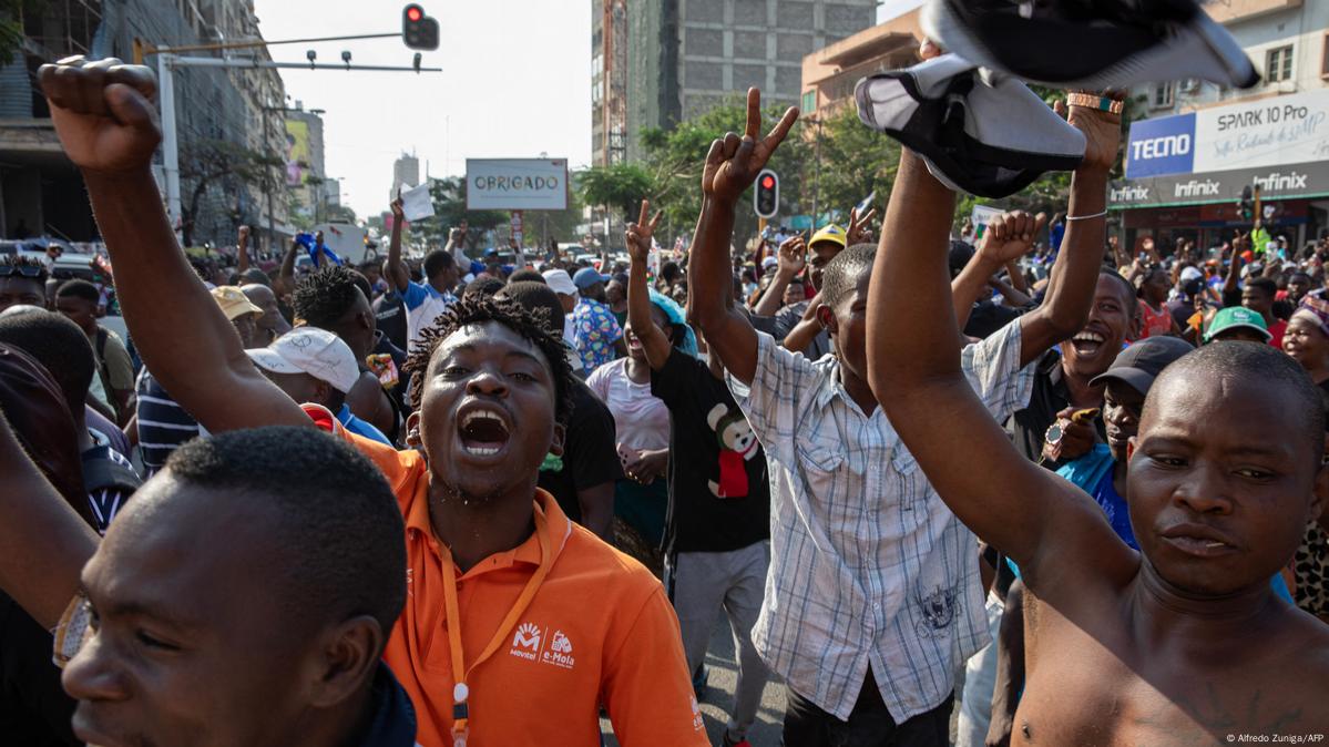 Renamo Protesta Em Maputo E Desafia Vit Ria Da Frelimo Dw