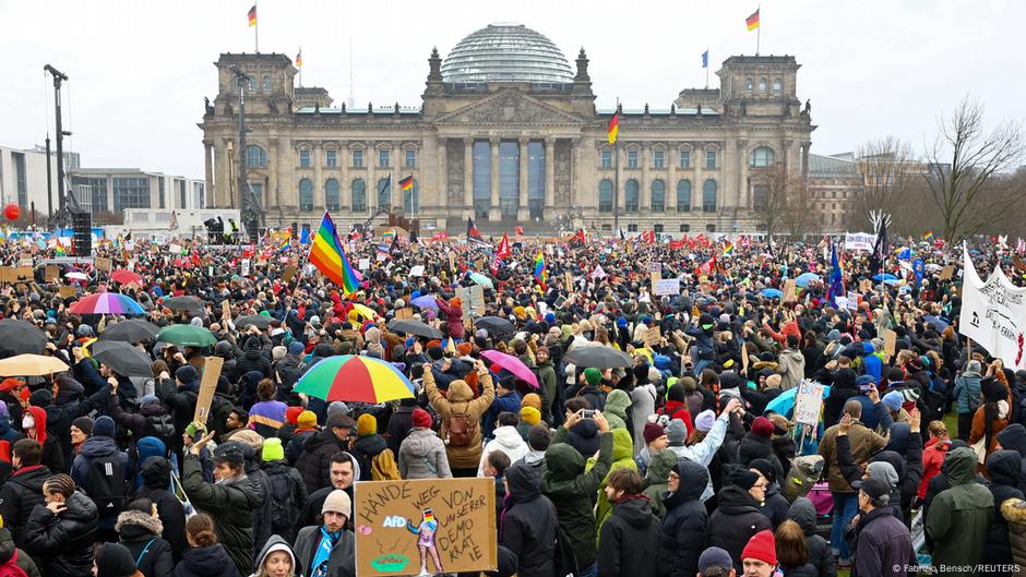 Maandamano Yafanyika Kupinga Chama Cha Siasa Kali Cha Afd Dw