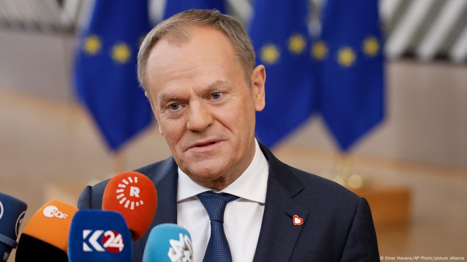 Donald Tusk N Berlin Afrim Mes Polonis Dhe Gjermanis Dw