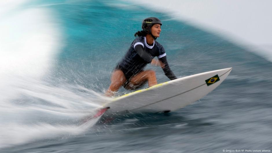 Juegos Olímpicos París 2024 surf en los mares del sur DW 26 07 2024