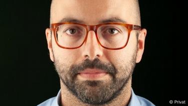 ريكاردو فابياني المدير المؤقت لبرنامج الشرق الأوسط وشمال أفريقيا بمجموعة الأزمات الدولية  ريكاردو فابياني المدير المؤقت لبرنامج الشرق الأوسط وشمال أفريقيا بمجموعة الأزمات الدولية