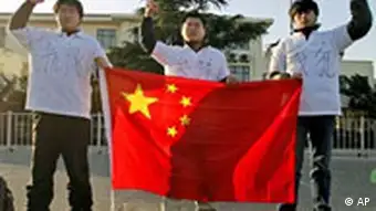 Demonstration vor der japanischen Botschaft in Peking