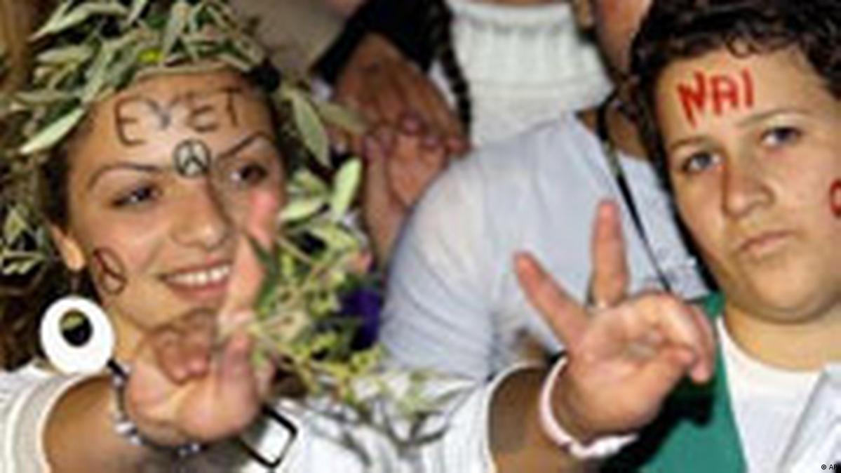 Cyprus Misses "An Historic Opportunity" – DW – 04/25/2004