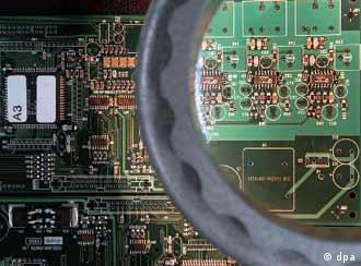 Circuitos electrónicos bajo la lupa: ¿quién le teme a la técnica?