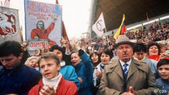 How The Soviet Union Slipped Silently From Power 20 Years Ago World Breaking News And Perspectives From Around The Globe Dw 18 08 2011