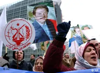走上布鲁塞尔街头的伊朗示威者