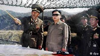 Kim Jong Il, Veliki vođa Sjeverne Koreje prijeti svetim ratom