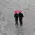 Ein Mensch im Regen (Foto: Fotolia/ Fotocreo)