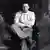 Der Maler Lucian Freud sitzend (Foto: PA/Photoshot)