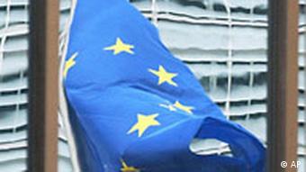 EU Flagge Symbolbild Kommission in Brüssel