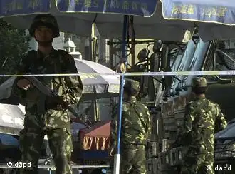 2011年8月,新疆喀什街头的中国武警