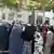 کارمندان معترض آمریت تفحص نفت و گاز در شهر مزار شریف