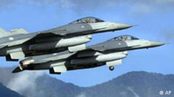 Neue Versionen des amerikanischen Kampfflugzeuges F-16 sollen an Pakistan gelifert werden