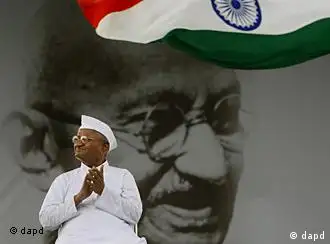 哈扎雷被誉为印度的“新的甘地”