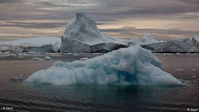 Flash-Galerie Klimawandel Grönland Eisschmelze im Rekordtempo Ilulissat Eisfjord Eisberg