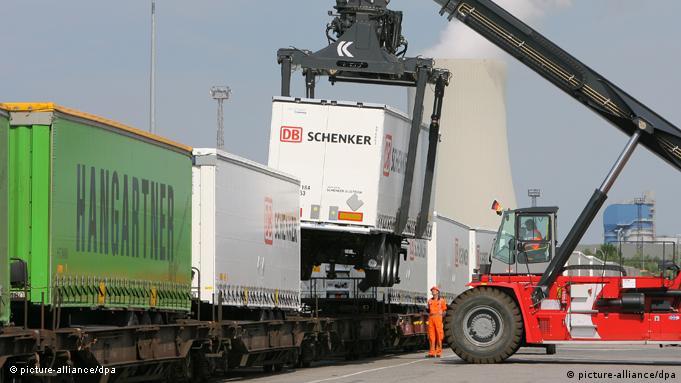 Ukrcaj Schenkerovog kontejnera na željeznicu