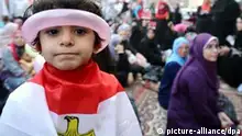 عيد مصر بمذاق الثورة-دعاية انتخابية واحتجاجات ضد العسكر