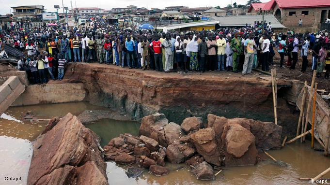Tote durch Überflutungen in Nigeria Afrika Flash-Galerie
