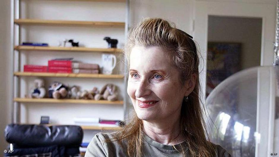 Literature Nobel laureate Elfriede Jelinek turns 75 | Culture | Arts, music and lifestyle reporting from Germany | DW - Vimarsana News