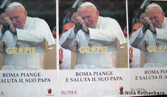 Papst-Plakat in Rom mit dem Schriftzug Danke