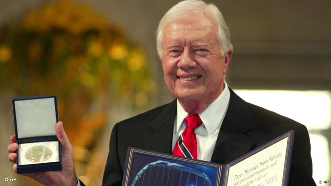 Jimmy Carter recibió el Premio Nobel de la Paz en 2002. Jimmy Carter recibió el Premio Nobel de la Paz en 2002.