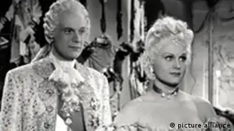 Axel von Ambesser in dem Film Tanz mit dem Kaiser (1941)