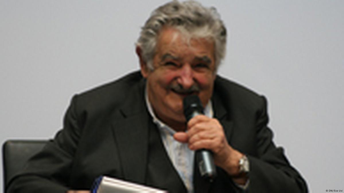 Mujica: "Hay Que Repartir Los Ingresos" – DW – 18/10/2011