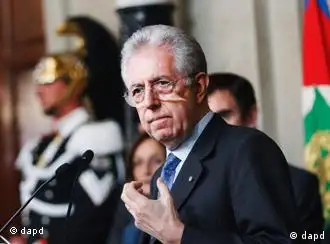 Mario Monti addresses the media at the Quirinale Presidential Palace in Rome, Wednesday, Nov. 16, 2011. Economist Mario Monti on Wednesday announced he has formed a new Italian government, opting for technocrats instead of bickering politicians for his Cabinet to help heal tensions in the nation as it struggles to avoid financial disaster. Monti told reporters at the presidential palace that for the time being he will serve as economy minister as well as premier, as he seeks to implement what he has called sacrifices in the country to heal its finances and set the economy growing again. (Foto:Pier Paolo Cito/AP/dapd)