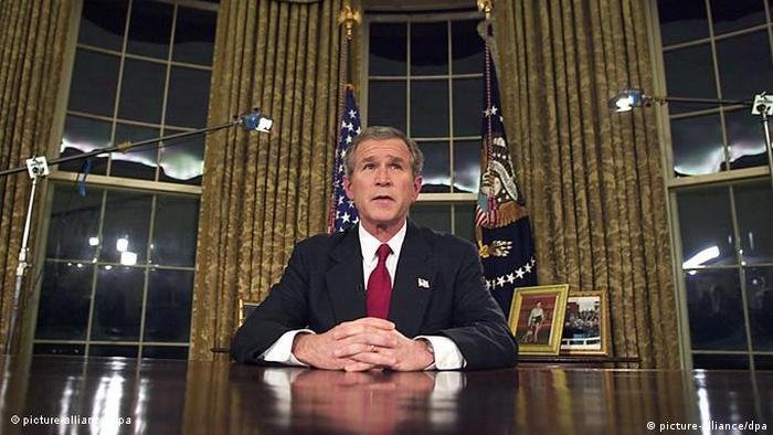 الرئيس الأمريكي الأسبق جورج بوش الابن - صورة بتاريخ 19 مارس 2003