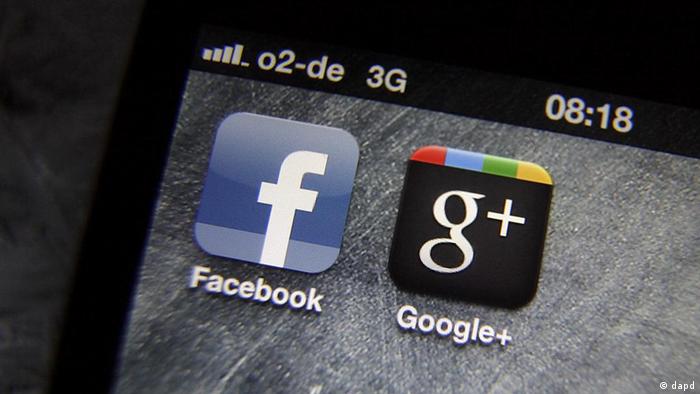 USA Internet Facebook und Google Apps auf Smartphone