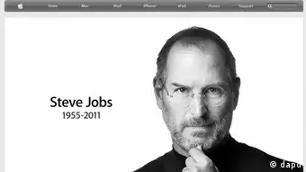 Berlin/ ARCHIV: Ein Screenshot von der Apple-Homepage zeigt das Portraet des Apple-Gruenders Steve Jobs (1955-2011) (Screenshot vom 06.10.11). Das zurueckliegende Jahr war in der Computerszene aufregend wie selten. In Erinnerung bleiben wird dieses Mal weniger eine Neuerung, als vielmehr ein Verlust: Es war der Tod von Steve Jobs, dem legendaeren Vorstandsvorsitzenden von Apple. (zu dapd-Text) Foto: Apple/dapd